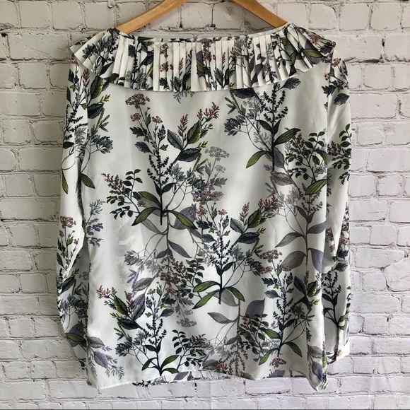 BANANA REPUBLIC Blouse with Pleated Collar Size S - Picture 2 of 4